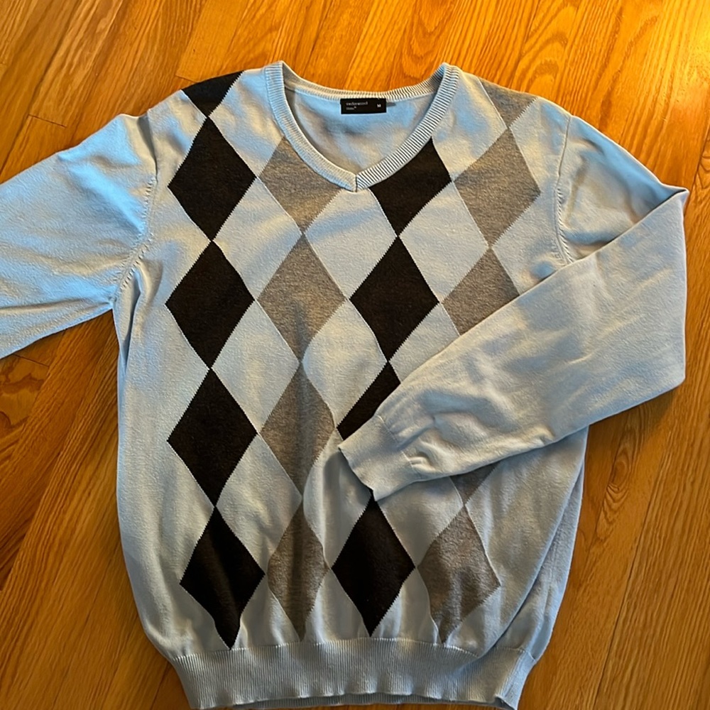 Argyle cotton v-neck sweater